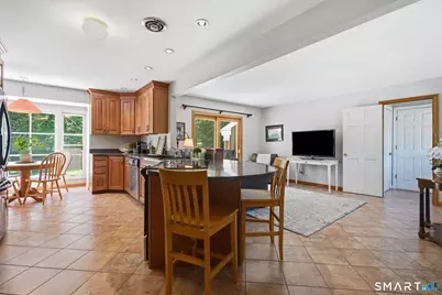 165 Winding Lane, Avon, CT 06001 - Photo 9