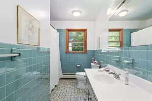 1646 Boston Post Rd, Darien, CT 06820 - Photo 15
