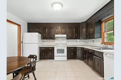 1646 Boston Post Road, Darien, CT 06820 - Photo 9
