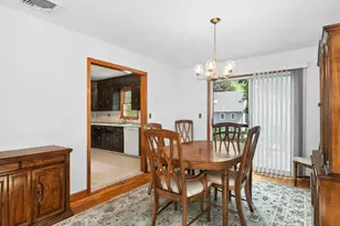 1646 Boston Post Rd, Darien, CT 06820 - Photo 7