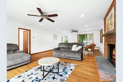 1646 Boston Post Road, Darien, CT 06820 - Photo 17
