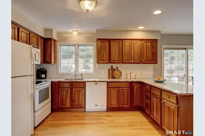 15 Horse Run Hill Road, Cromwell, CT 06416 - Photo 7