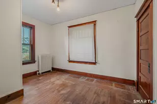 367 Ocean Ave, New London, CT 06320 - Photo 25