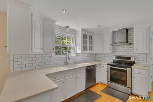 117 Hyde Rd, West Hartford, CT 06117 - Photo 11