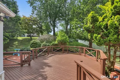 117 Hyde Road, West Hartford, CT 06117 - Photo 33