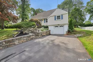 117 Hyde Rd, West Hartford, CT 06117 - Photo 3