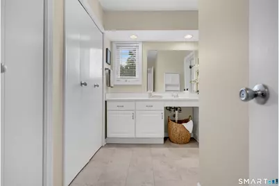 4 Carriage Drive #4, Simsbury, CT 06070 - Photo 19