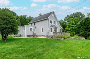 47 Middle River Rd, Danbury, CT 06811 - Photo 3