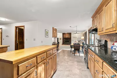 62 Wyneding Hill Road, Manchester, CT 06040 - Photo 11