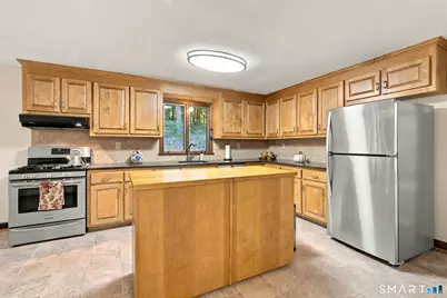 62 Wyneding Hill Road, Manchester, CT 06040 - Photo 9