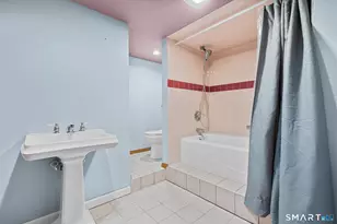 55 Guzzi Dr, Stratford, CT 06615 - Photo 29