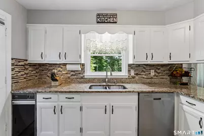 976 Old Waterbury Road, Southbury, CT 06488 - Photo 9