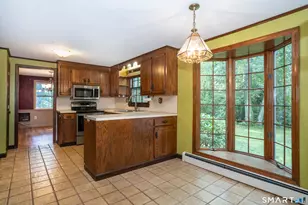 49 Farmstead Ln, Simsbury, CT 06092 - Photo 7