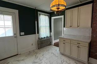 65 Maple St, Manchester, CT 06040 - Photo 7