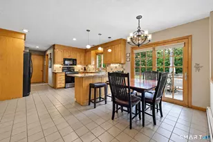 48 Hawthorne Mead Dr, Glastonbury, CT 06033 - Photo 13