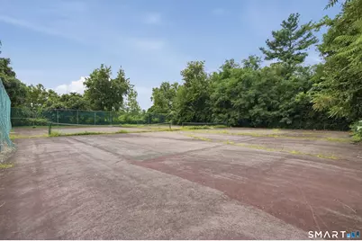 4 Clubhouse Drive #4, Cromwell, CT 06416 - Photo 27