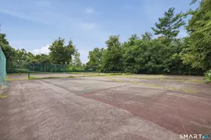 4 Clubhouse Dr, Cromwell, CT 06416 - Photo 27