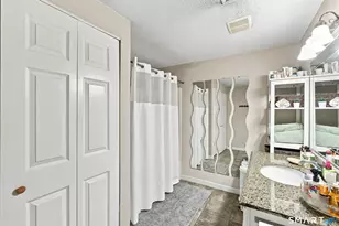 4 Clubhouse Dr, Cromwell, CT 06416 - Photo 17