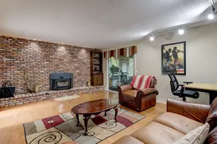 20 Christine Ln, South Windsor, CT 06074 - Photo 11