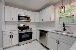 46 Middlefield St, Middletown, CT 06457 - Photo 3