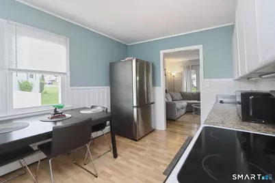 105 Skyline Drive, West Haven, CT 06516 - Photo 13