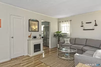 105 Skyline Drive, West Haven, CT 06516 - Photo 9