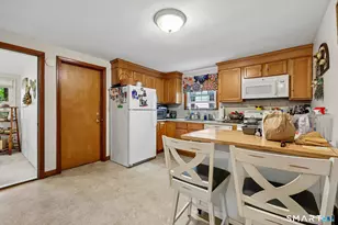 24 Bretton Rd, West Hartford, CT 06119 - Photo 15