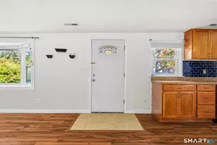 31 Scott St, East Hartford, CT 06118 - Photo 3