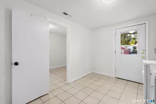 31 Scott St, East Hartford, CT 06118 - Photo 25