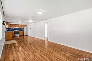 31 Scott St, East Hartford, CT 06118 - Photo 11