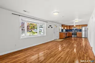 31 Scott St, East Hartford, CT 06118 - Photo 7