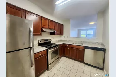 49 Fairgate Drive, Stamford, CT 06902 - Photo 5