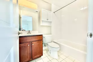 49 Fairgate Dr, Stamford, CT 06902 - Photo 11