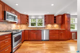 7 Fletcher Ave, Greenwich, CT 06831 - Photo 5