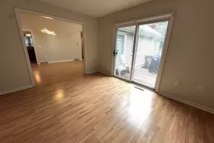 12 Canterbury Rd, Hamden, CT 06514 - Photo 7