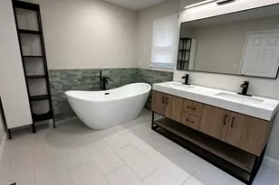 12 Canterbury Rd, Hamden, CT 06514 - Photo 17