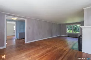 35 Neptune Ave, Madison, CT 06443 - Photo 5