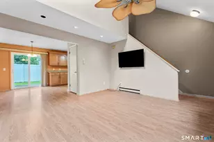 8 Grove Ct, Branford, CT 06405 - Photo 5