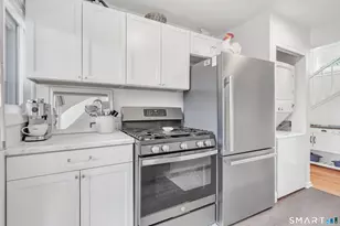 72 Montoya Dr, Branford, CT 06405 - Photo 7
