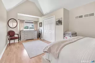 72 Montoya Dr, Branford, CT 06405 - Photo 23