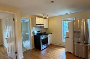 28 Davis St, Danbury, CT 06810 - Photo 15
