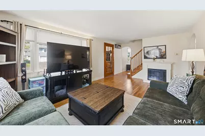 30 Lansing Avenue, Trumbull, CT 06611 - Photo 5