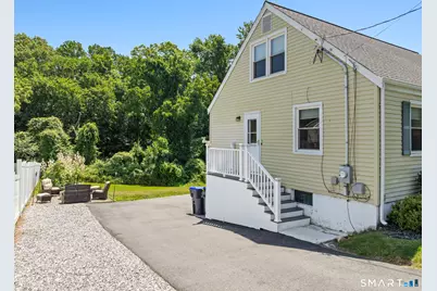 30 Lansing Avenue, Trumbull, CT 06611 - Photo 23