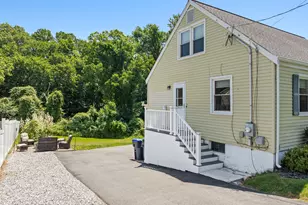 30 Lansing Ave, Trumbull, CT 06611 - Photo 23