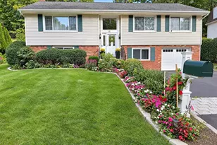 61 Center Dr, Greenwich, CT 06870 - Photo 1