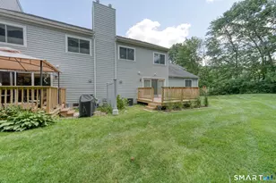 19 Sun Ridge Ln, Cromwell, CT 06416 - Photo 7