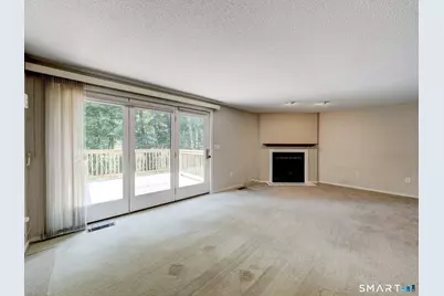 19 Sunridge Lane #19, Cromwell, CT 06416 - Photo 11