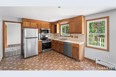 515 Gracey Avenue, Meriden, CT 06451 - Photo 9