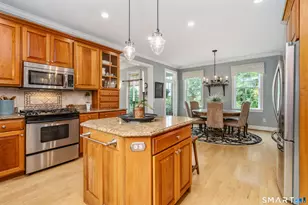 513 Tryon St, Glastonbury, CT 06073 - Photo 5