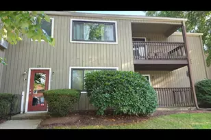 20 Leslie Rd, Bridgeport, CT 06606 - Photo 1
